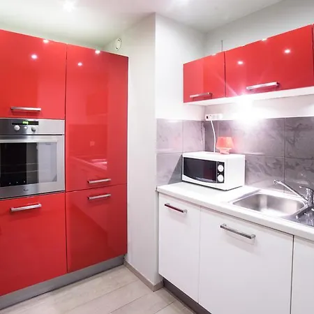Apartment Palace