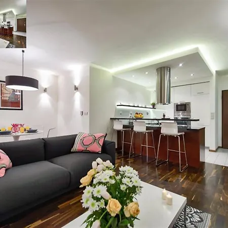 Apartment Palace